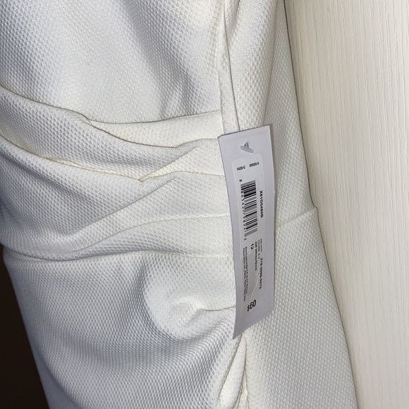 Off white dress - Picture 5 of 5